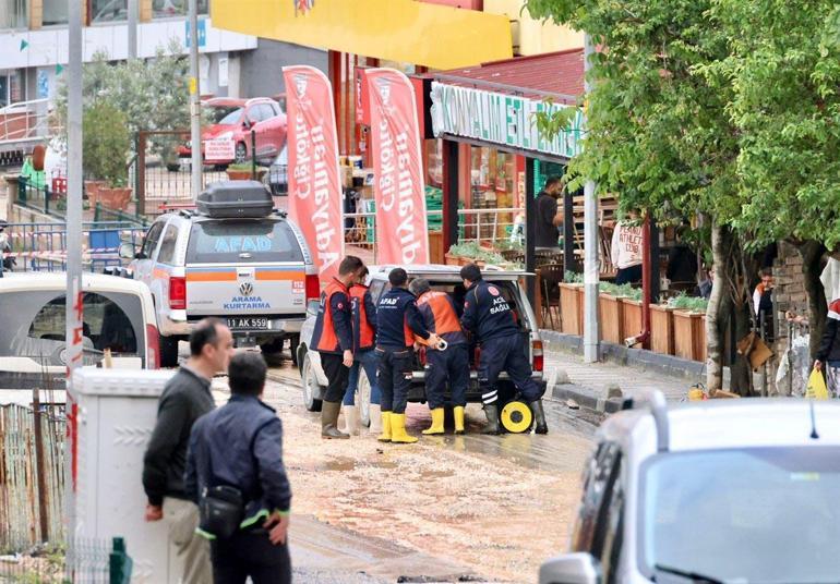 Bilecike 2 günde 23,3 kilogram yağış düştü; evleri su bastı