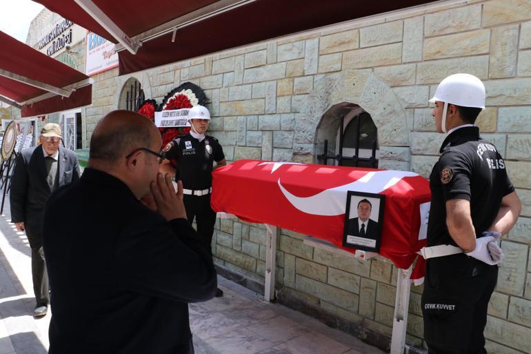 Polis memuru, kalp krizinden yaşamını yitirdi