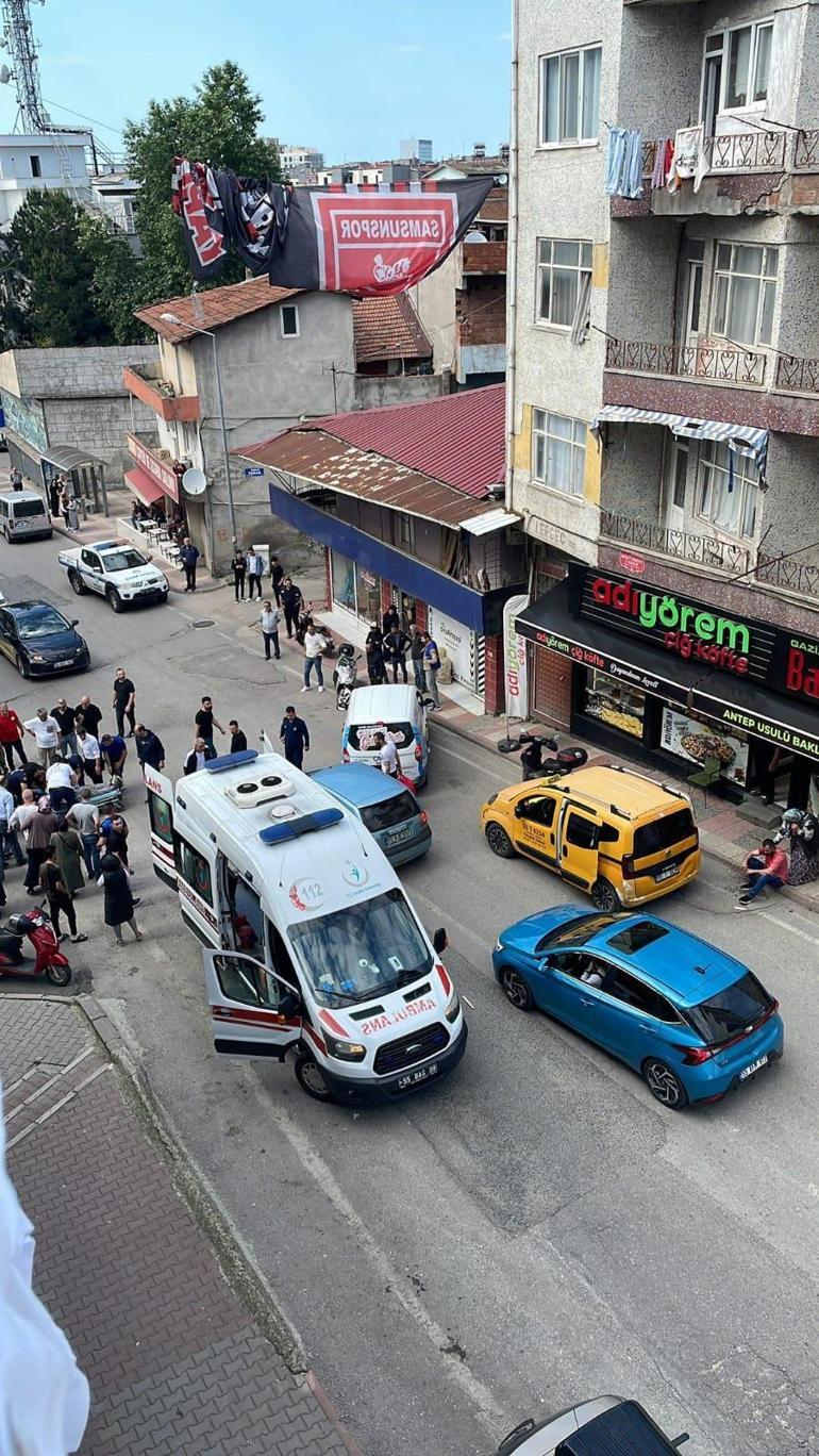 Samsunda bıçak ve sopalı kavga kamerada: 1 ölü, 1 yaralı