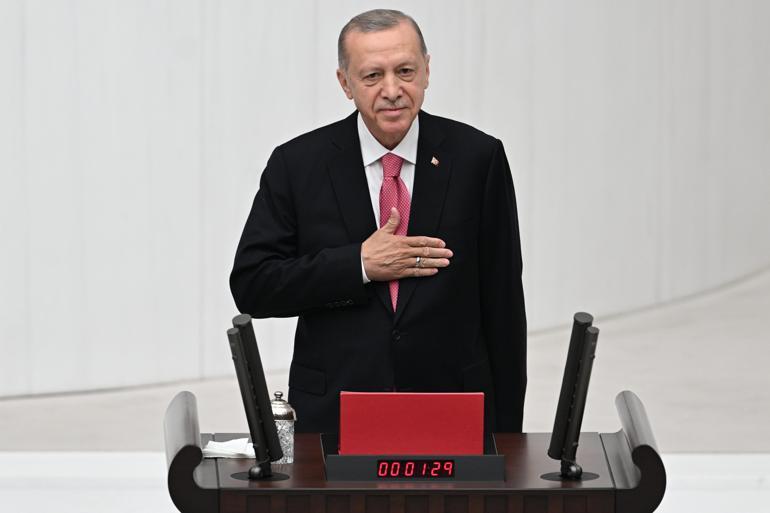 Cumhurbaşkanı Erdoğan, TBMMde yemin etti