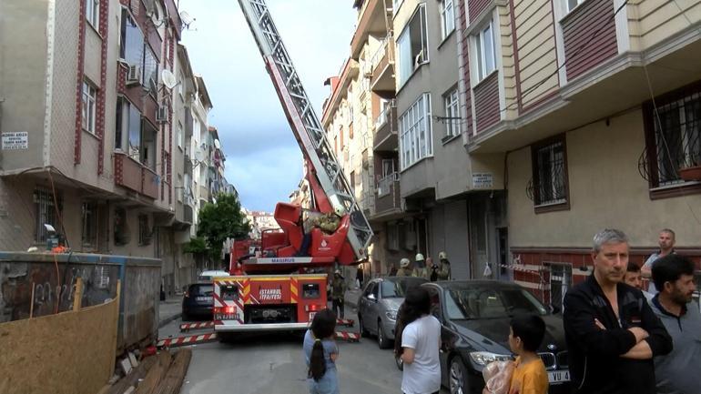 Sultangazi’de yıkım sırasında 3 binada hasar oluştu; merdiveni çöken binadakiler kurtarıldı