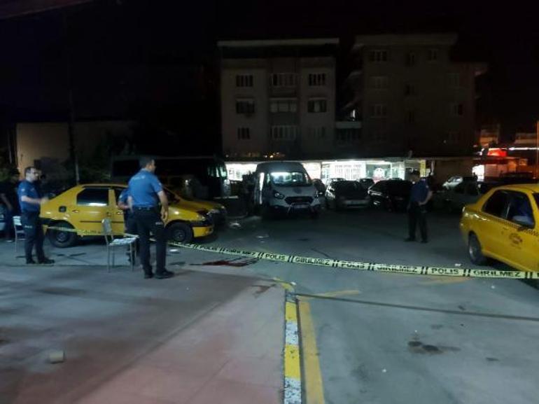 Nazillide otogarda bıçaklı, tabancalı kavga; 2si kardeş, 3 yaralı