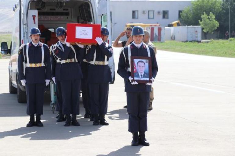 Şehit uzman çavuşun cenazesi, memleketine uğurlandı