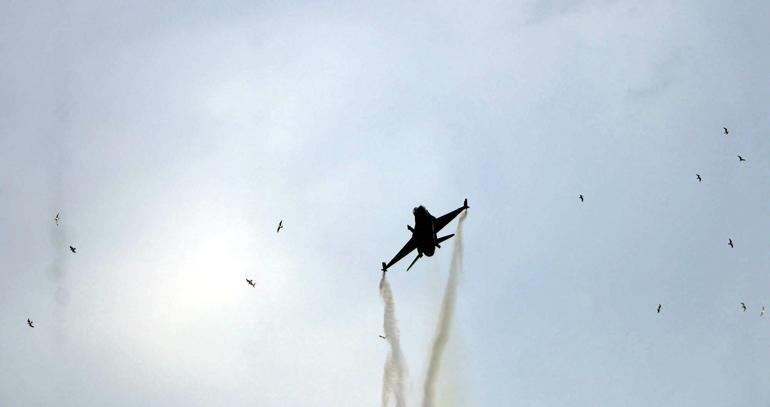 SoloTürk, Tekirdağ Kiraz Festivalinde gösteri uçuşu yaptı