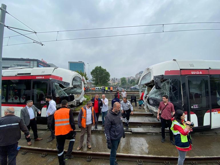 Samsunda tramvay, arıza yapan tramvaya arkadan çarptı: 1i ağır, 26 yaralı