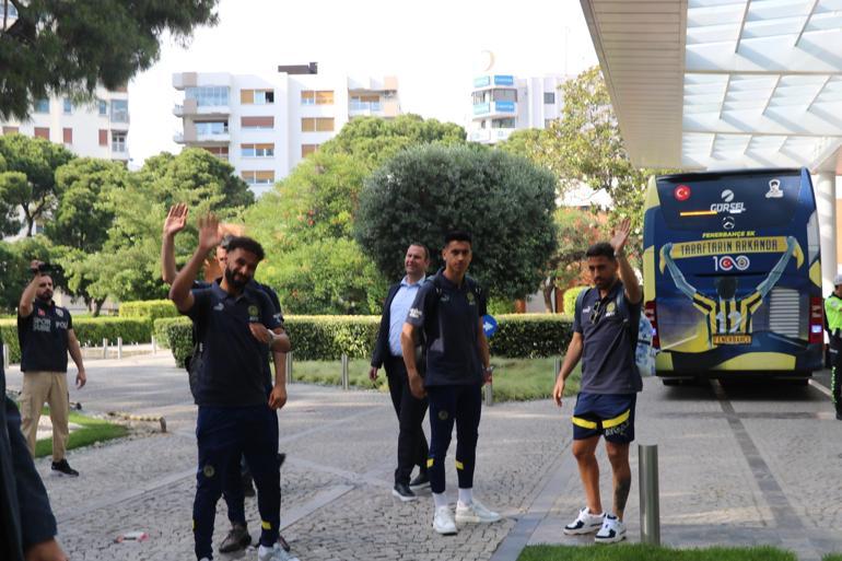 Fenerbahçe kafilesi İzmirde