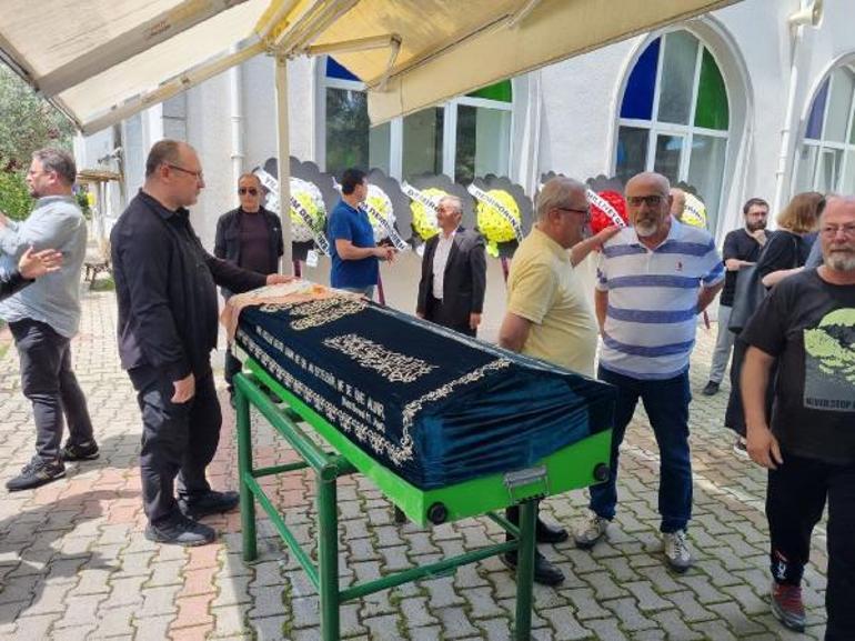 Mete Belovacıklının annesi son yolculuğuna uğurlandı