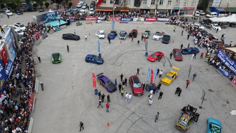 Drift tutkunları, Modifiye Araç Festivalinde buluştu