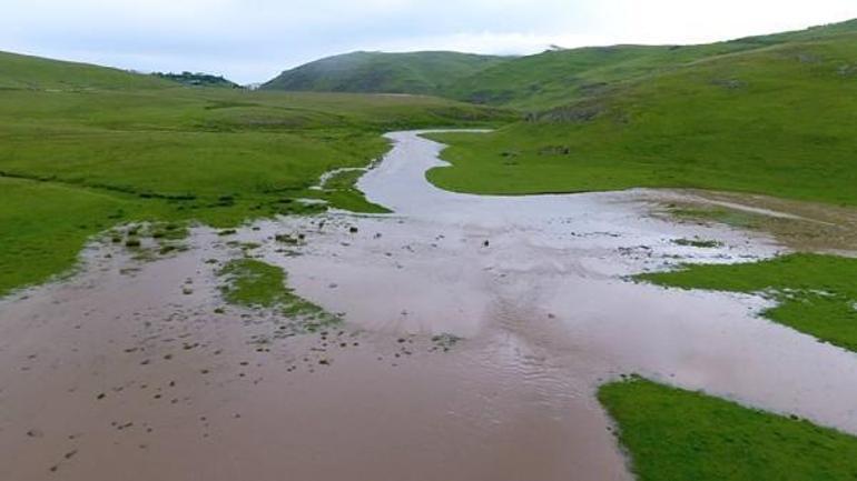 Ordu’da sağanakta menderesler taştı