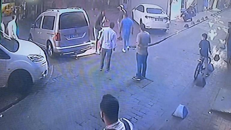 Beyoğlunda Rus turisti bıçaklayarak öldürdüler
