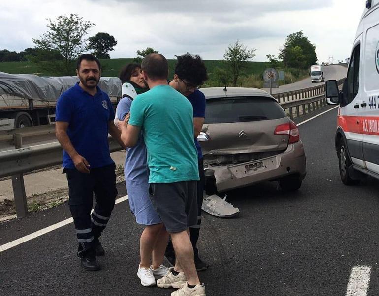 Bursa’da 3 aracın karıştığı zincirleme kaza: 2 yaralı