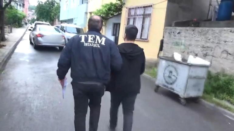 Maltepede bombalı pankart asan 3 kişi gözaltına alındı