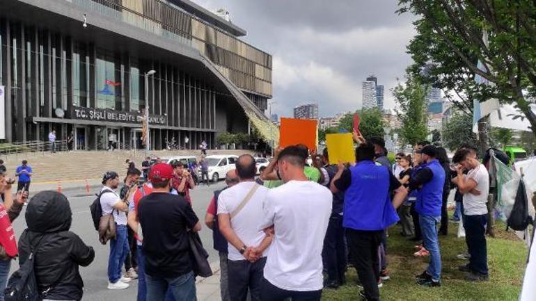 Şişli Belediyesi önünde işçilerden protesto