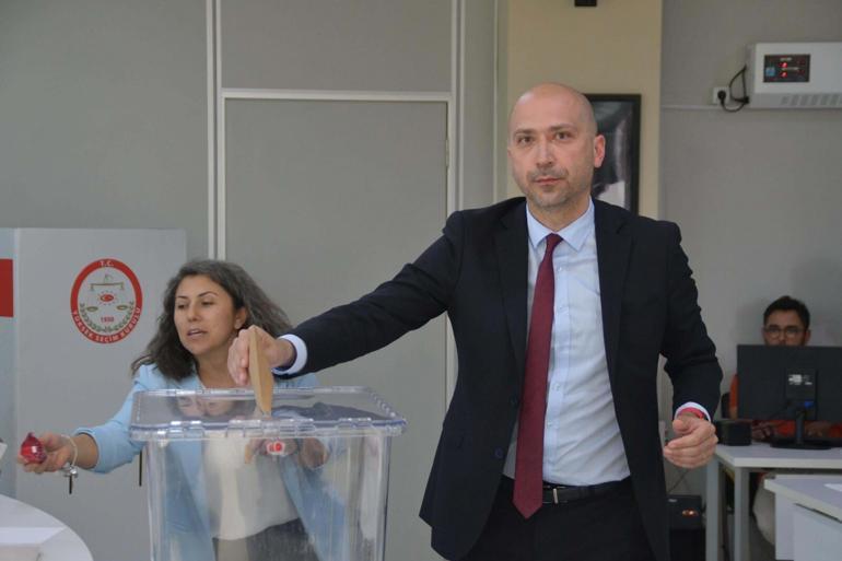 Söke Belediye Başkanı Mustafa İberya Arıkan oldu