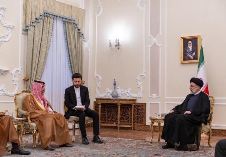 Suudi Arabistan Dışişleri Bakanı Farhan, İran Cumhurbaşkanı Reisi ile görüştü