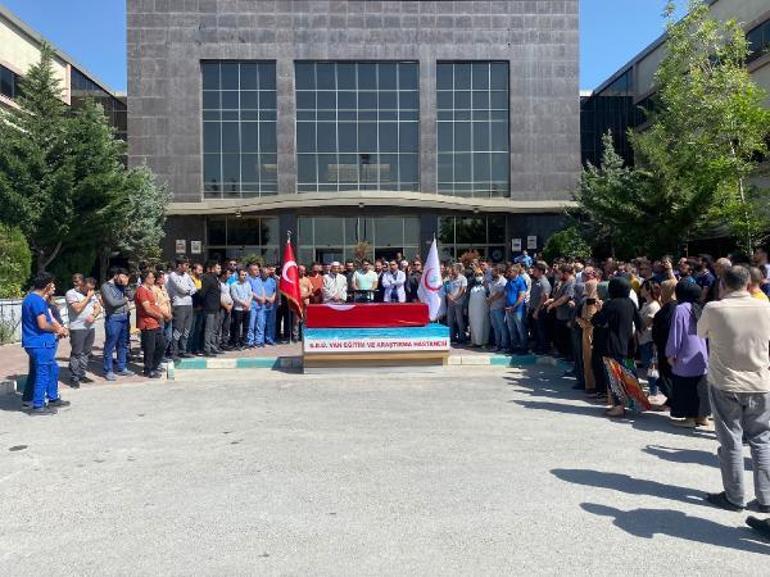 Bisikletiyle işe giderken kamyonun çarptığı hemşire, hayatını kaybetti