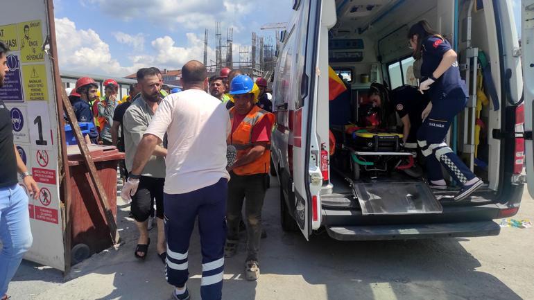 Beyoğlunda vincin çarptığı işçi ağır yaralandı