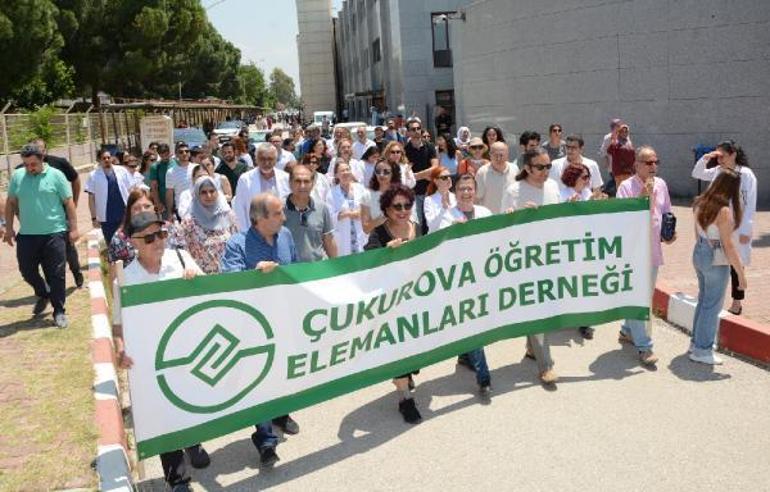 Hala hizmet veren orta hasarlı Balcalı Hastanesinin doktorları çözüm için yürüdü