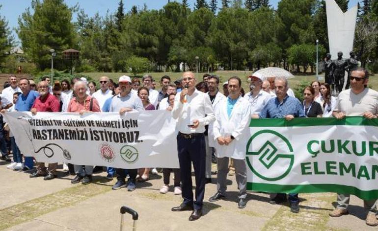 Hala hizmet veren orta hasarlı Balcalı Hastanesinin doktorları çözüm için yürüdü