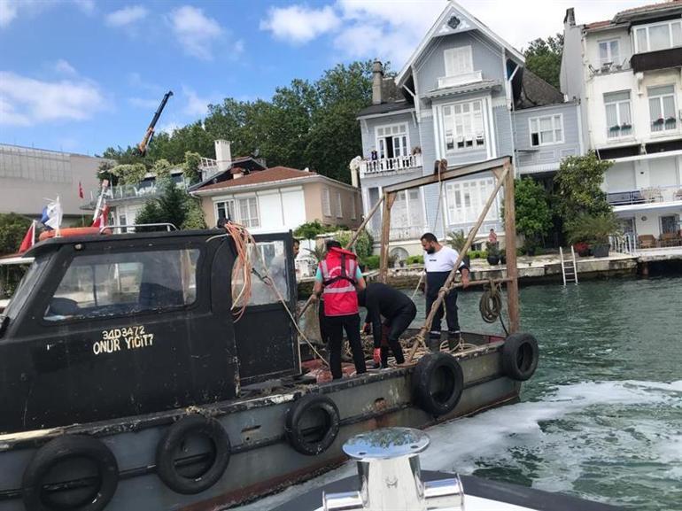 Marmara Denizinde kaçak midye çıkaran 21 tekneye el konuldu