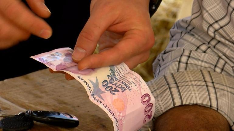 Sultangazide kurban pazarında sahte para uyarısı