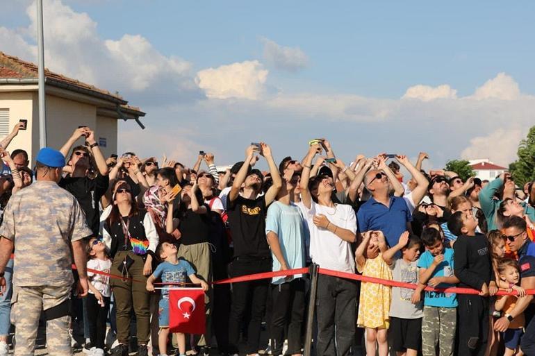 Amasya’da SoloTürkten gösteri uçuşu