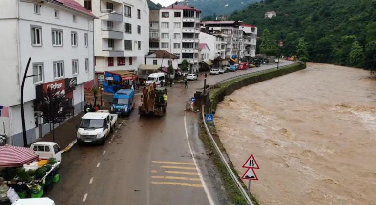 Giresun’da sağanak sele neden oldu; 1 kişi kayıp