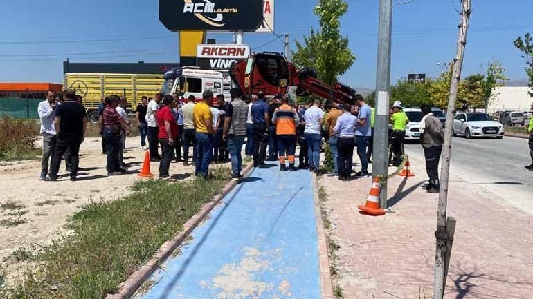 Bisiklet yolunda vince çarpan motosikletin sürücü Mahmut Efe, hayatını kaybetti
