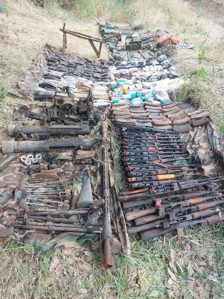 MSB: Pençe-Kilit bölgesinde çok sayıda silah ve mühimmat ele geçirildi