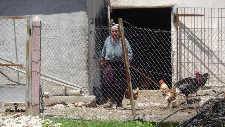 ÖSS şampiyonu Bakan Yardımcısı İnanın annesi: Bizim çocuklar hep çalışkandı