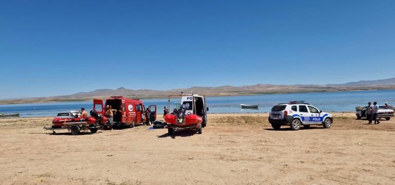 Balık avlarken düştüğü baraj göletinde boğuldu