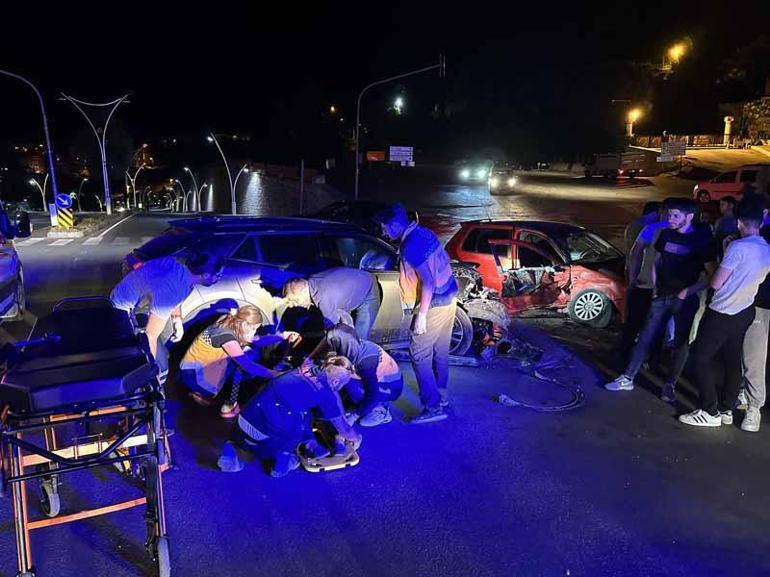 AK Parti Tunceli İl Başkanı Dr. Özaydın, kazada kendisi gibi yaralanan eşine ilk müdahaleyi yaptı