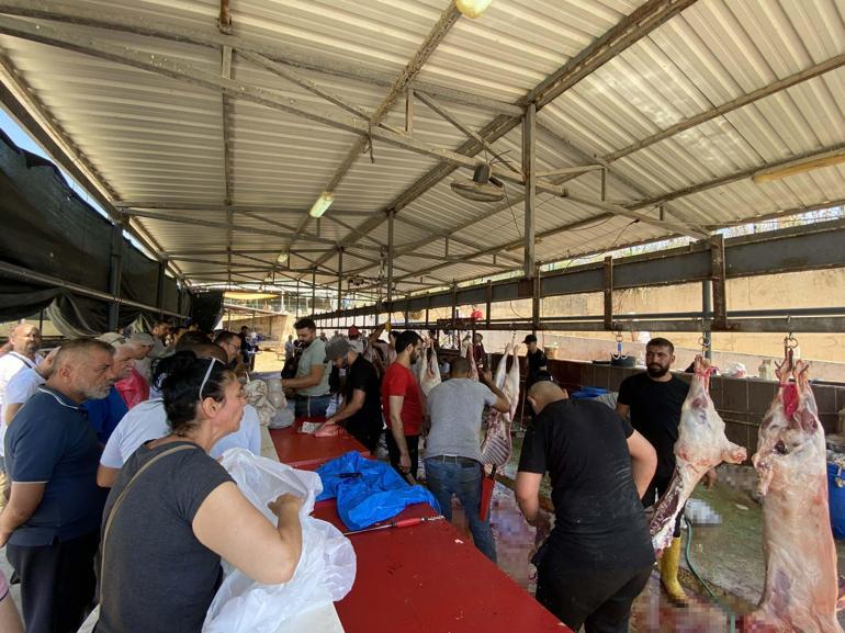 Kurban satış ve kesim merkezlerinde hareketlilik