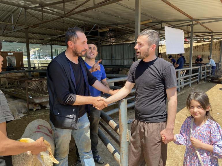 Kurban satış ve kesim merkezlerinde hareketlilik