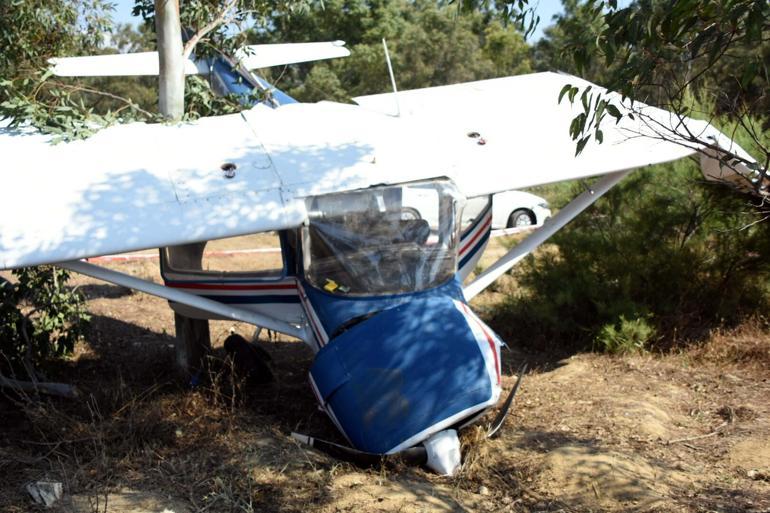 İzmirde uçak düştü, 2 kişi sağ kurtuldu