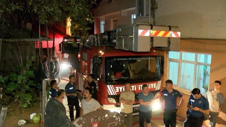 Beykoz'da gecekondu alev alev yandı - Gündem Haberleri