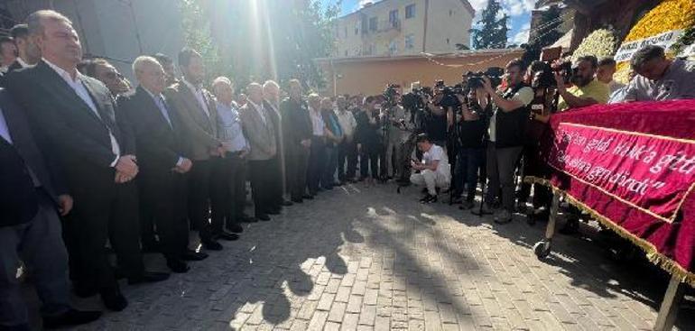 Kılıçdaroğlunun dayısı, son yolculuğuna uğurlandı