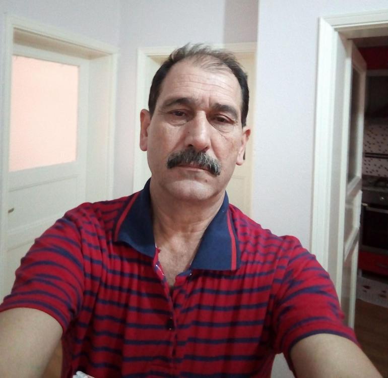 Traktöre arkadan çarpan otomobildeki 2 kişi öldü