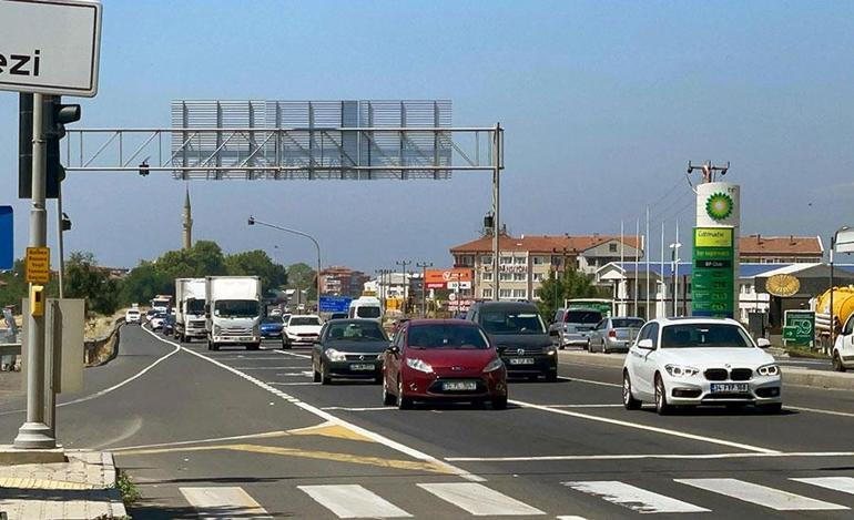 Tekirdağdan İstanbul yönüne araç yoğunluğu