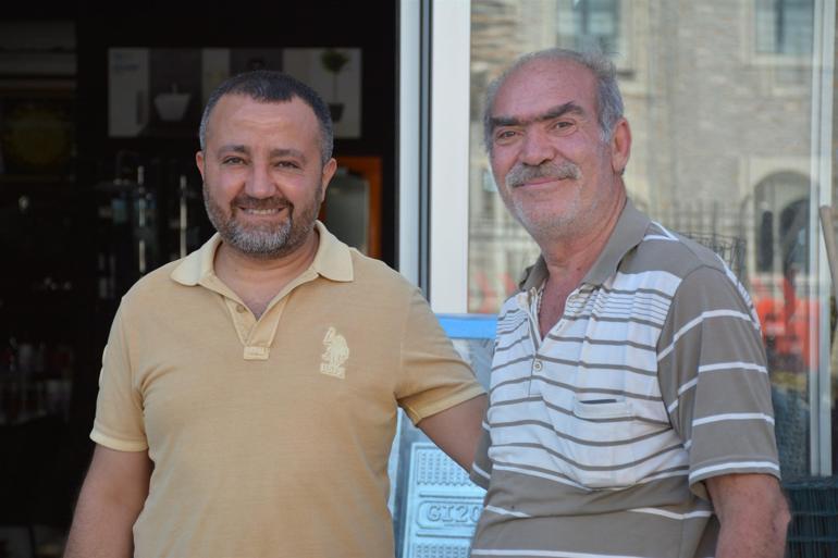 Boğazına ekmek takılan müşteriyi Heimlich manevrası ile kurtardı