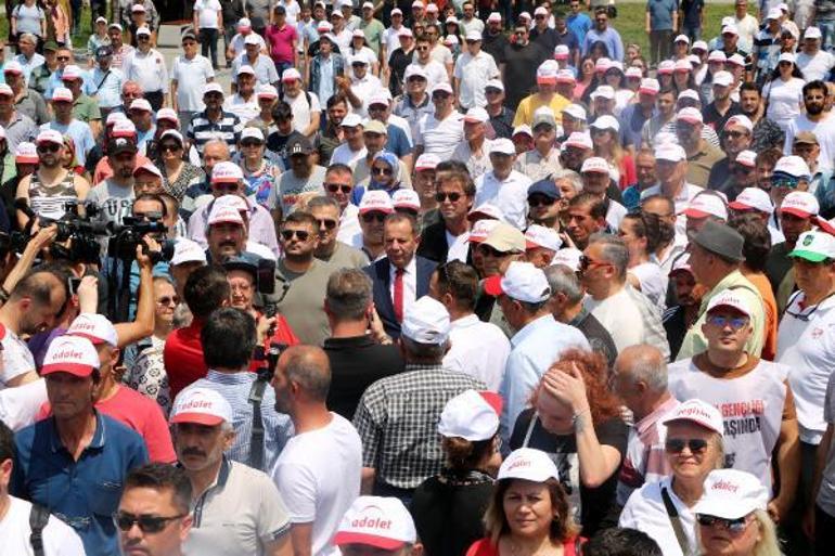 Tanju Özcanın Ankaraya Değişim ve Adalet yürüyüşü başladı