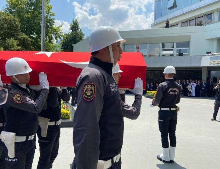 Türkiyenin Lizbon Büyükelçisi Karagöz için bakanlıkta tören