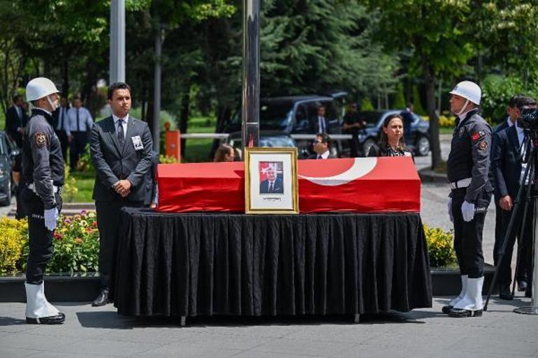 Türkiyenin Lizbon Büyükelçisi Karagöz için bakanlıkta tören