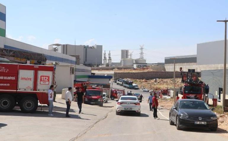 Gaziantep’te fabrika yangını; 10 kişi dumandan etkilendi