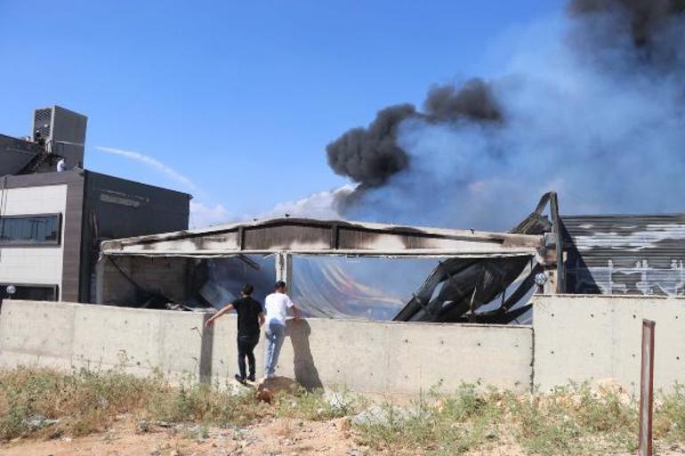 Gaziantep’te fabrika yangını; 10 kişi dumandan etkilendi