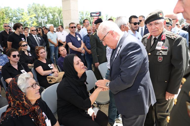 Bakan Güler, Tuğgeneral Kayanın cenaze törenine katıldı