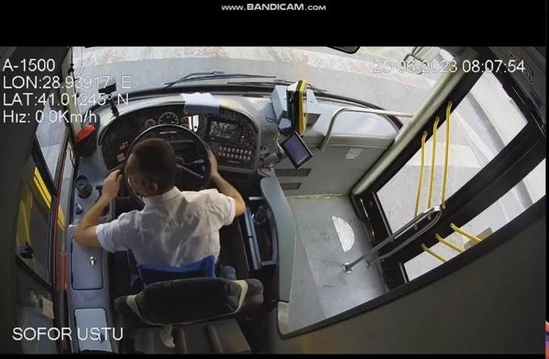 Fatihte İETT otobüsüne  baltalı saldırıyla ilgili güvenlik kamerası görüntüleri ortaya çıktı