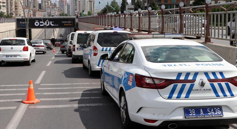 Kayseride trafik kazası sonrasında demir sopa ve bıçaklı kavga: 1 yaralı