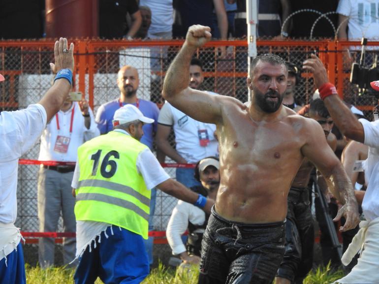 Kırkpınar’da çeyrek finale yükselen Başpehlivanlar belli oldu