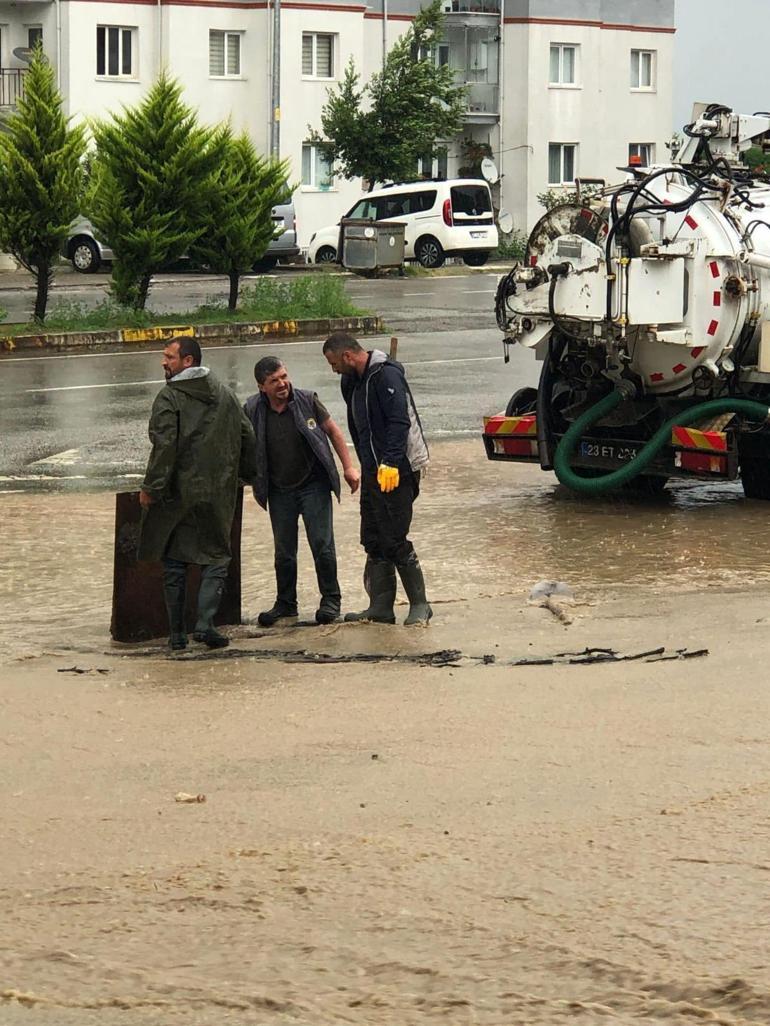 Giresun’da sağanak; dere taştı, evleri su bastı